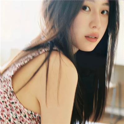 我城；她乡